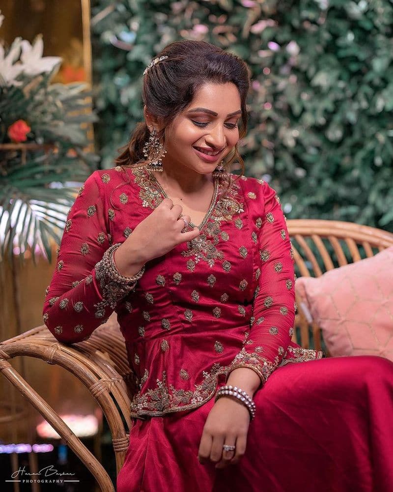 vijay tv serial fame nakshathra pre wedding photo gallery goes viral