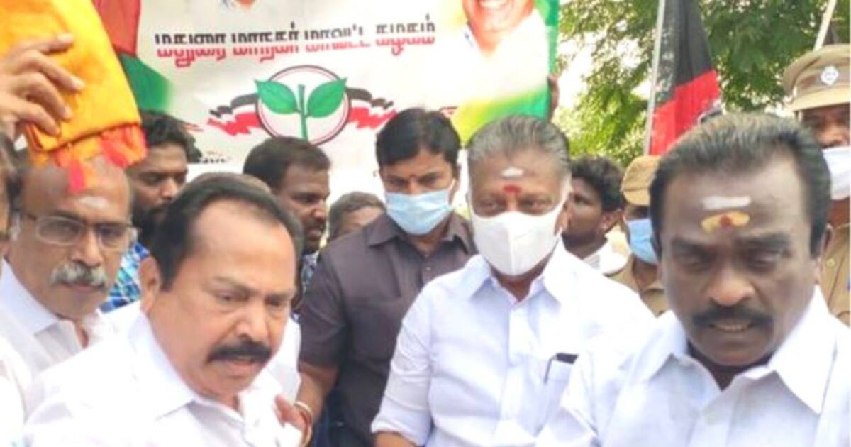 OPS vs EPS : அதிமுக பொதுக் குழுவில் 23 தீர்மானங்கள்..! ஒப்புதலுக்காக ஓபிஎஸ்யிடம் ஒப்படைத்த அலுவலக நிர்வாகிகள்