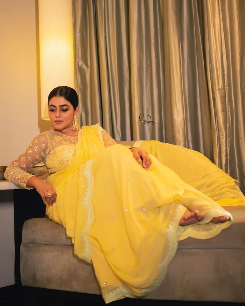 akhanda fame purna jaw dropping poses in designer saree