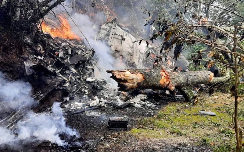 Army Helicopter crash: 60 helicopters 360 crore. defence chief struggling for life.. screaming Air Force.