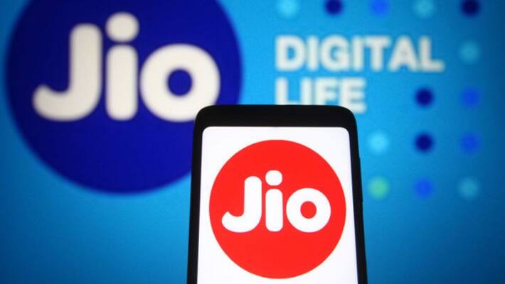 Jio cheapest monthly prepaid plan, offers 2GB data and unlimited voice calls tech news ANP Jio cheapest monthly prepaid plan, offers 2GB data and unlimited voice calls tech news ANP