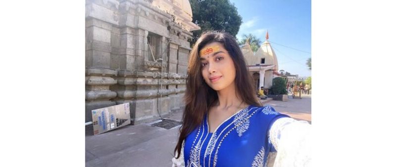 Kangana Ranaut to Janhvi Kapoor, Sara Ali Khan, actors that don't shy away from showing their spiritual side drb