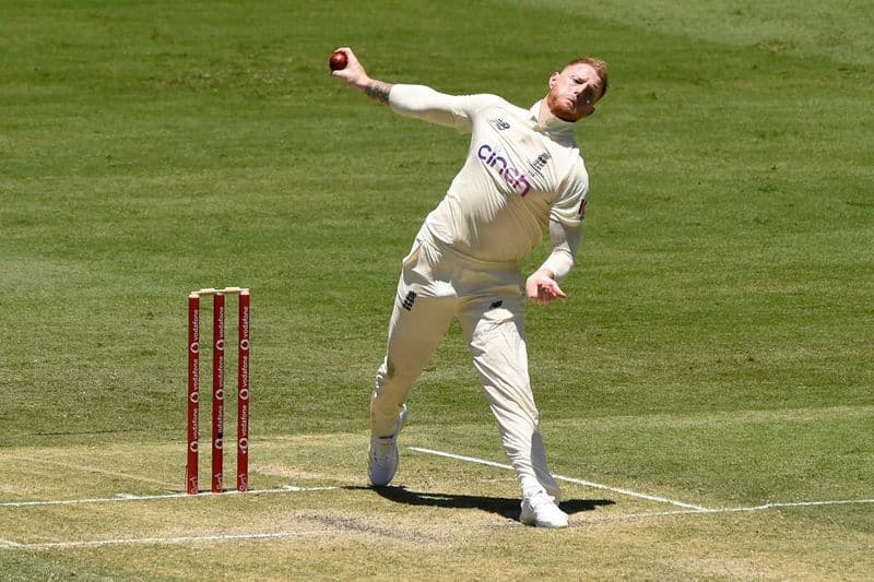 Controversy in the first Test match of the Ashes series, poor umpiring in Brisbane-mjs