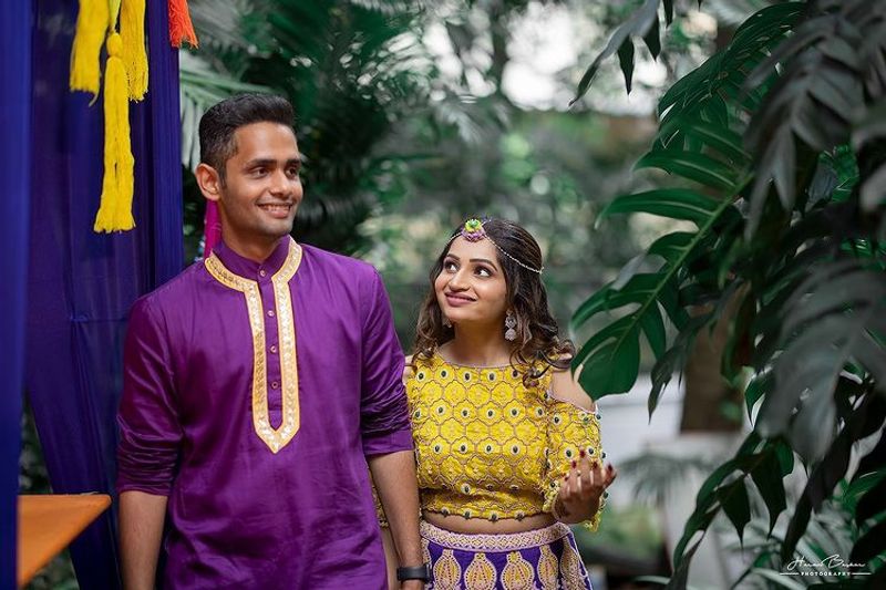 Vijay tv serial fame Nakshathra Nagesh mehndi romantic photo gallery