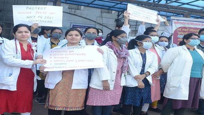 Patients dying in junior doctor s strike In Kanpur Responsible said all deaths are routine deaths Patients dying in junior doctor s strike In Kanpur Responsible said all deaths are routine deaths