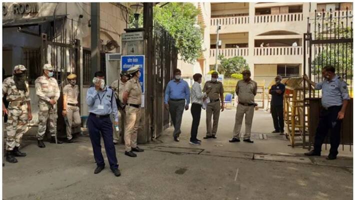 Explosion In Delhi Rohini Court Proceedings Suspended Explosion In Delhi Rohini Court Proceedings Suspended