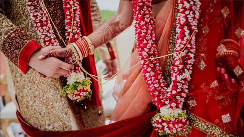Raise minimum age of marriage for women from 18 to 21...Union Cabinet