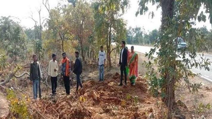The case of burying 50 cows alive the executive officer was suspended The case of burying 50 cows alive the executive officer was suspended