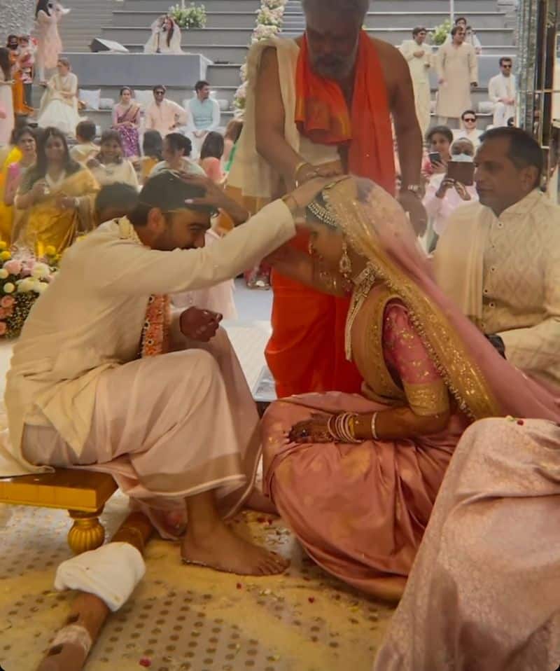 ram charan hulchul in his sister in law wedding dance with  wife upasana viral