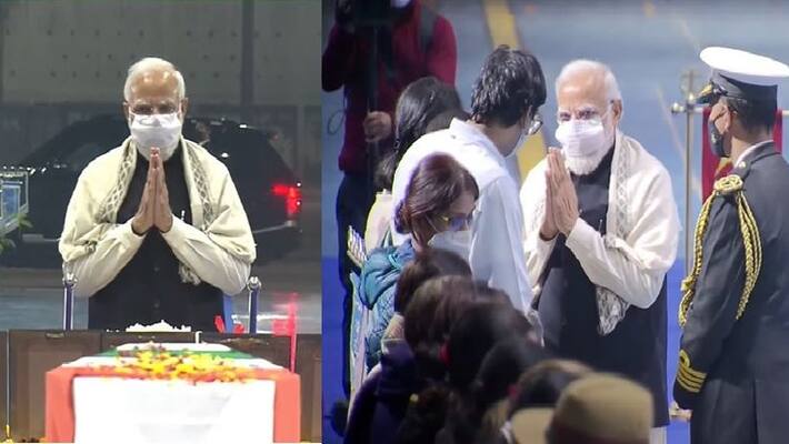 IAF Helicopter crash PM modi rajnath singh pay tribute to CDS Gen Bipin rawat and others in delhi ckm IAF Helicopter crash PM modi rajnath singh pay tribute to CDS Gen Bipin rawat and others in delhi ckm
