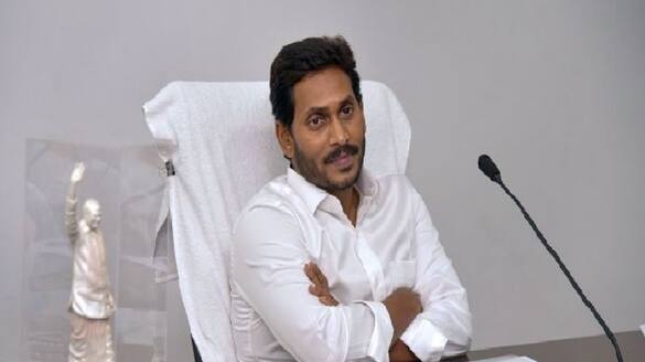 Andhra pradesh Election 2024 Andhra pradesh CM YS Jagan Mohan Reddy assets grow 41 percent in 5 years to Rs 529 crore smp
