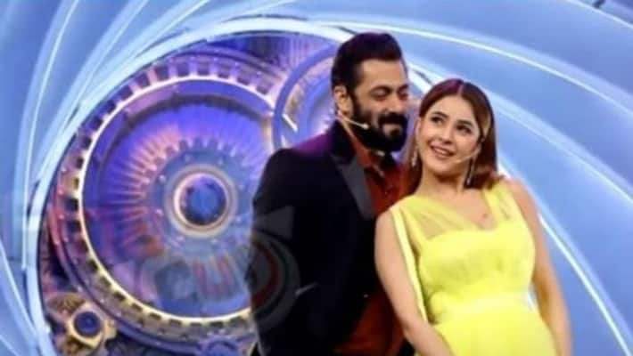 Has Shehnaaz Gill replaced Salman Khan in the Bigg Boss 15 house? Here's what we know about the same SCJ Has Shehnaaz Gill replaced Salman Khan in the Bigg Boss 15 house? Here's what we know about the same SCJ