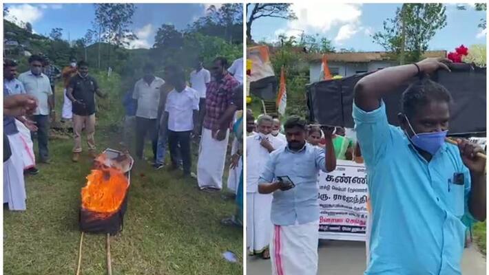 congress agitation against panchayat members who topple congress from munnar panchayat power congress agitation against panchayat members who topple congress from munnar panchayat power