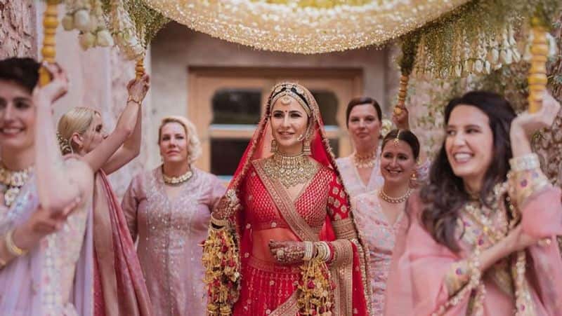 Katrina Kaif-Vicky Kaushal royal wedding: Actress  walks down aisle with her gorgeous sisters [PHOTOS] SCJ