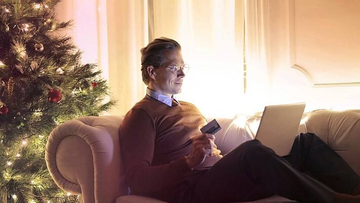 Christmas shopping scams: 6 ways to protect yourself Christmas shopping scams: 6 ways to protect yourself