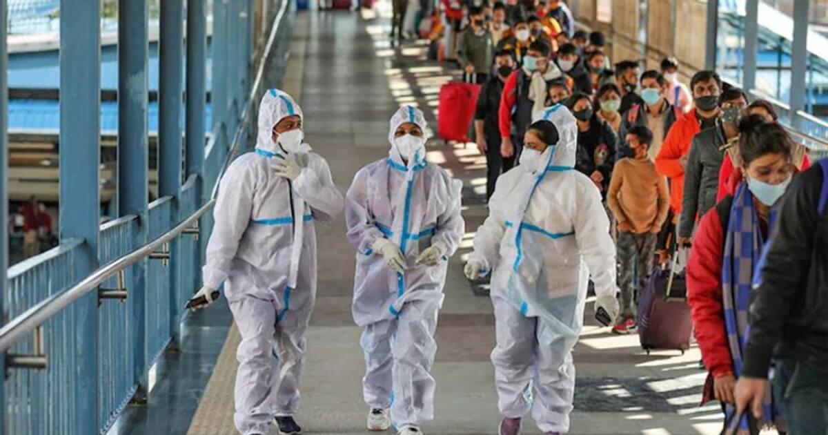 Omicron: இந்தியாவில் அதிவேகமாக பரவும் ஓமிக்ரான்... அலறும் மருத்துவத்துறை..!