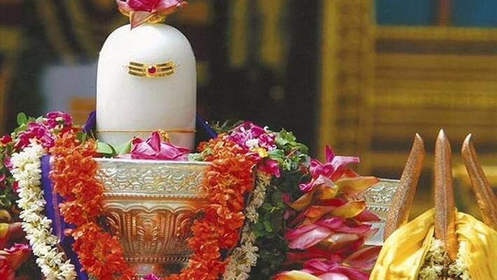 sawan 2020 never offer these 7 things on shivlinga on monday lord shiva will be depressed bsm sawan 2020 never offer these 7 things on shivlinga on monday lord shiva will be depressed bsm