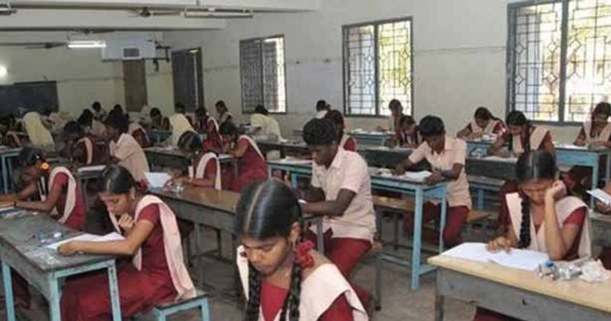 தந்தையின் இறுதிச்சடங்கை விட பொதுத்தேர்வு முக்கியம் - மாணவியின் செயலால் நெகிழ்ந்த உறவினர்கள்