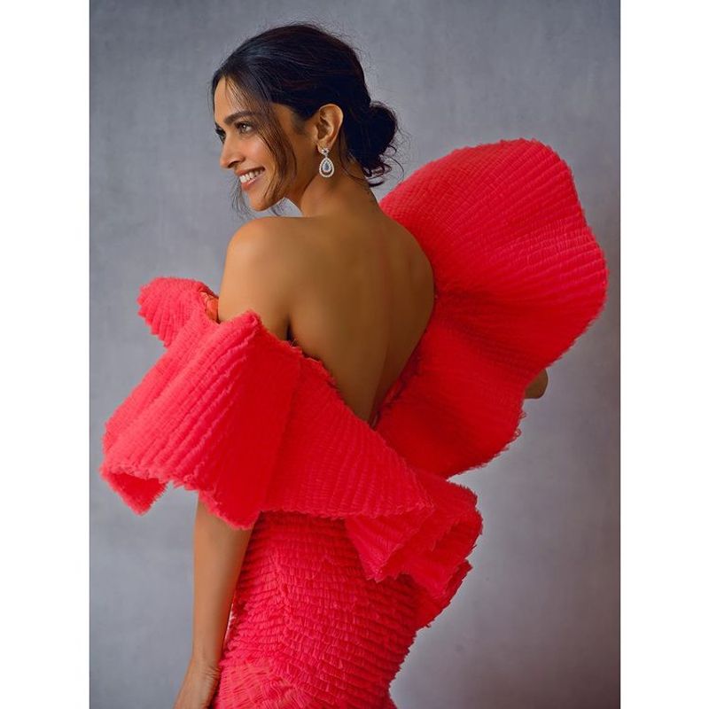 Deepika Padukone so pretty look in 83 celebration