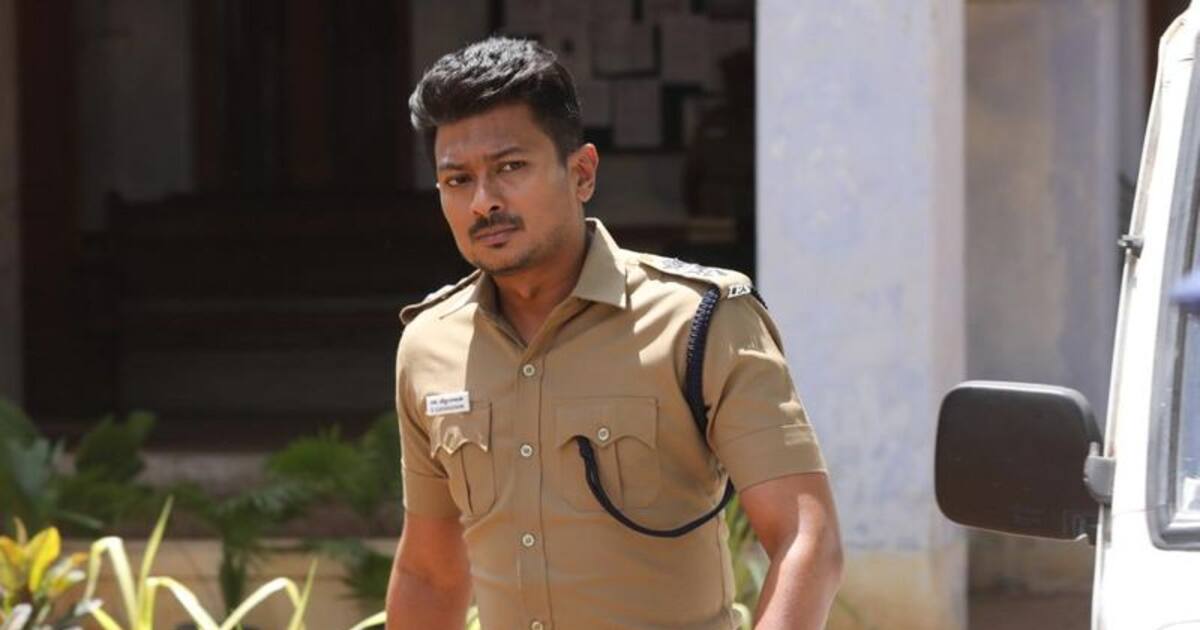 Udhayanidhi Stalin: வேற லெவல்.. போலீஸ் கெட்டப்பில் கெத்து காட்டும் உதயநிதி! 'நெஞ்சுக்கு நீதி' பட போட்டோஸ்!
