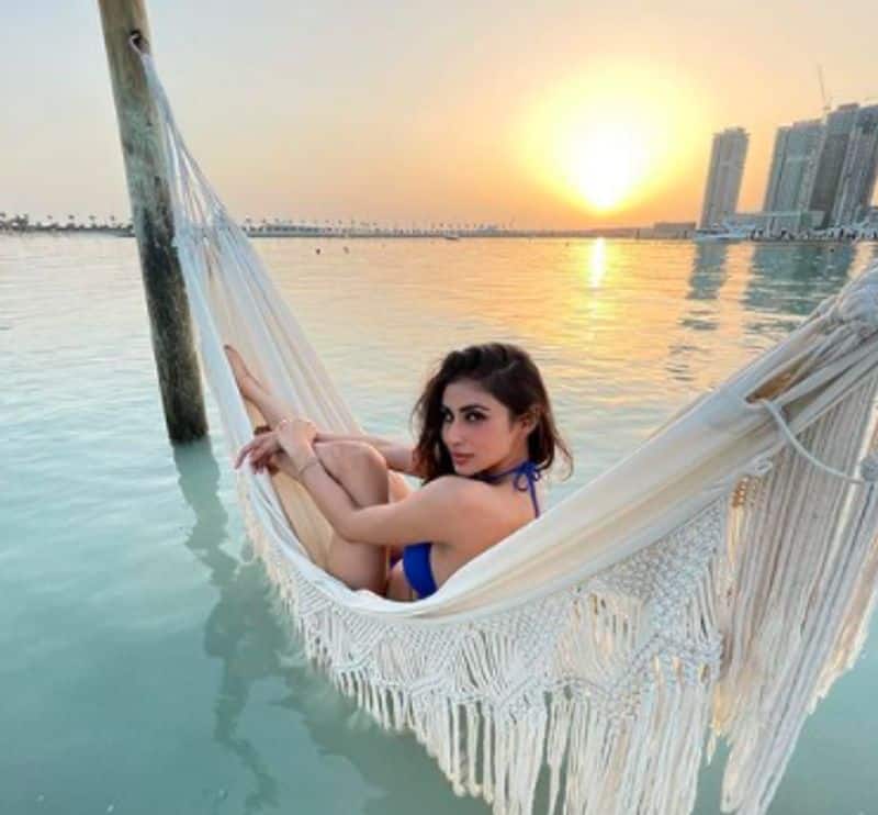 Mouni Roy relaxes in the middle of ocean in sexy blue bikini set fans say hottie dpl