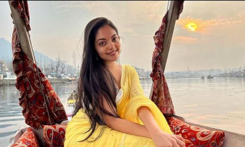 Mollywood Ahaana Krishna enjoys Kashmir sharing beautiful pictures vcs