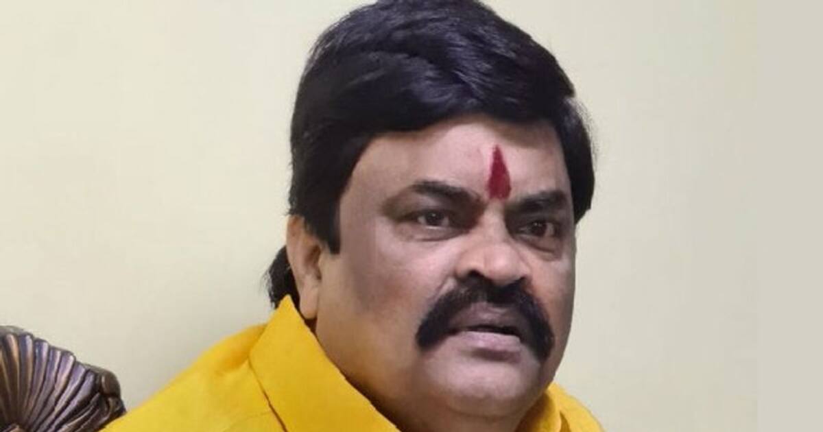 இதை மட்டும் செய்யுங்க... தண்டனையை ஏத்துகிறேன்... போலீசாரை திணறடித்த ராஜேந்திர பாலாஜி..!