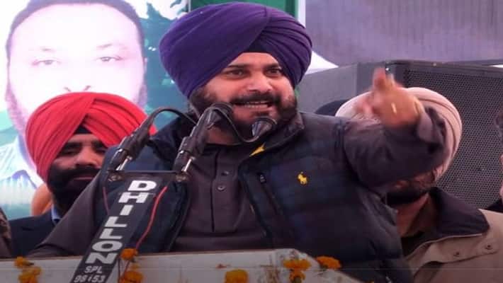 Punjab Assembly Election 2022 Phagwara Navjot Singh Sidhu said Congress government he will give 5 lakh jobs otherwise leave politics UDT Punjab Assembly Election 2022 Phagwara Navjot Singh Sidhu said Congress government he will give 5 lakh jobs otherwise leave politics UDT