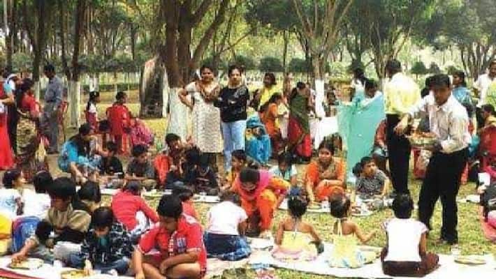 picnic with dances and songs to get the Adivasi Students to school bpsb picnic with dances and songs to get the Adivasi Students to school bpsb