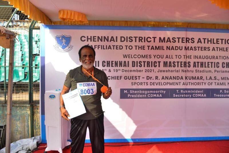 vishal father winning medals sports at age 82 photos goes viral