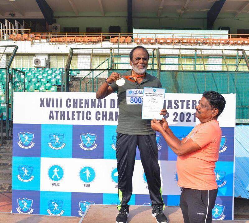 vishal father winning medals sports at age 82 photos goes viral