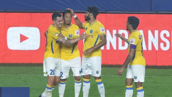 ISL 2021-2022 : Kerala Blasters beat Chennaiyin FC 3-0 ISL 2021-2022 : Kerala Blasters beat Chennaiyin FC 3-0