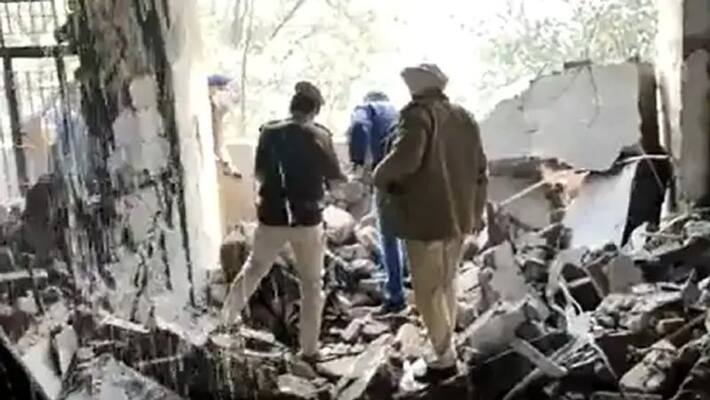 Chief Minister and investigative agencies with different clues about the Ludhiana blasts in Punjab Chief Minister and investigative agencies with different clues about the Ludhiana blasts in Punjab