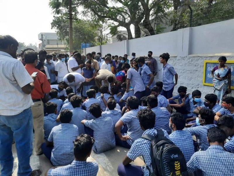 Covai school teacher suspend