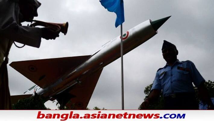 Indian Air Force's MiG-21 crashes in Rajasthan's Jaisalmer, pilot killed ALB Indian Air Force's MiG-21 crashes in Rajasthan's Jaisalmer, pilot killed ALB