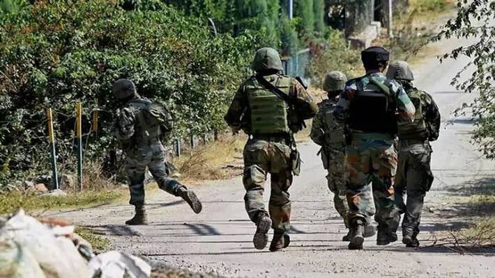 Encounter in Chhattisgarh.. Four Maoists killed. American made weapon seized Encounter in Chhattisgarh.. Four Maoists killed. American made weapon seized