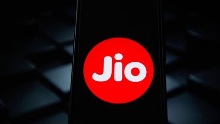 Jio Phone 5G specs revealed online likely to have dual rear camera Is it launching soon gcw Jio Phone 5G specs revealed online likely to have dual rear camera Is it launching soon gcw