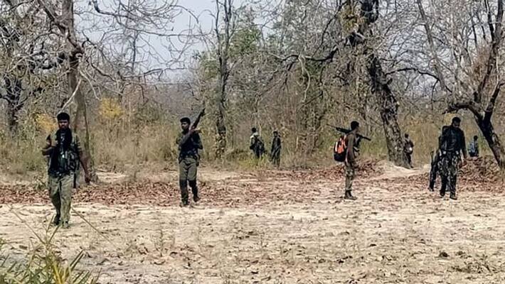 Six Naxals killed in encounter with police along Chhattisgarh-Telangana border bpsb Six Naxals killed in encounter with police along Chhattisgarh-Telangana border bpsb