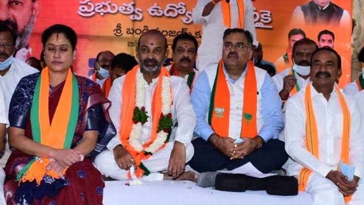 bandi sanjay fires on CM KCR On His unemployment deeksha bandi sanjay fires on CM KCR On His unemployment deeksha