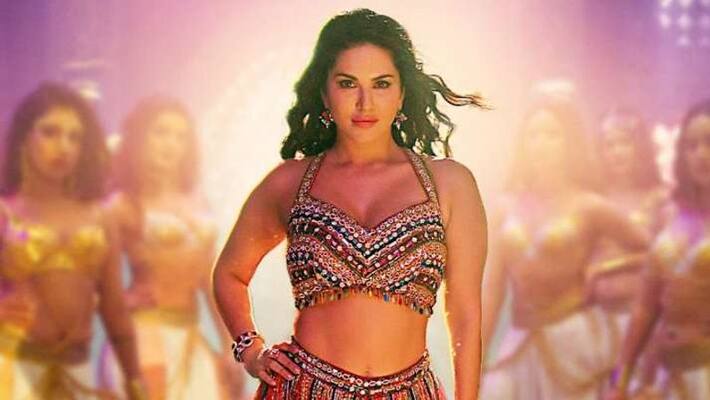 protest against sunny leone dance show in pondicherry protest against sunny leone dance show in pondicherry