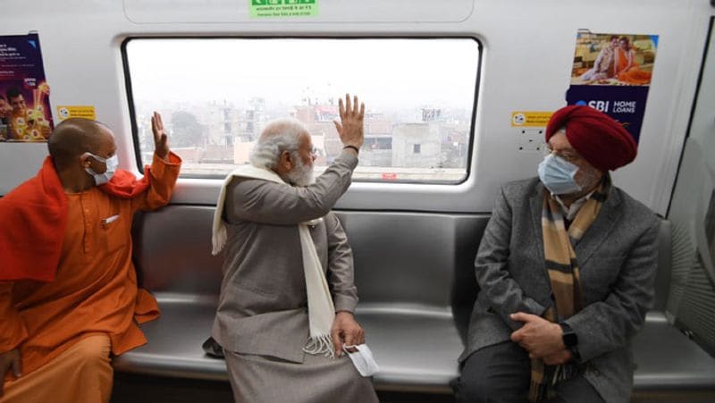 PM Modi green signal to Kanpur Metro