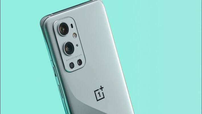 50MP camera and a pair of 2MP camera OnePlus 10T high performance with 150W fast charging Starts at Rs 49 999 ckm 50MP camera and a pair of 2MP camera OnePlus 10T high performance with 150W fast charging Starts at Rs 49 999 ckm