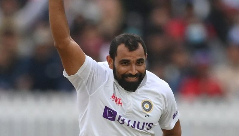 Mohammad Shami became the 5th Indian fast bowler to take 200 Test Wickets for Team India in Boxing Day Test kvn