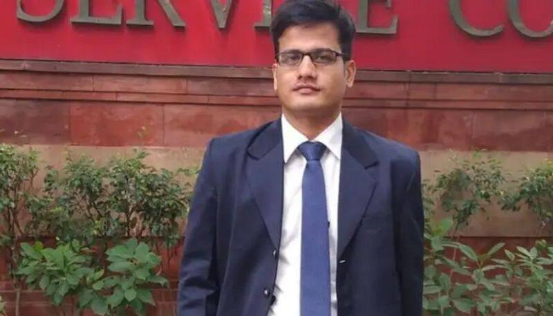 upsc 2020 interview with achiever Sumit Kumar Pandey know his success story to crack civil service exam