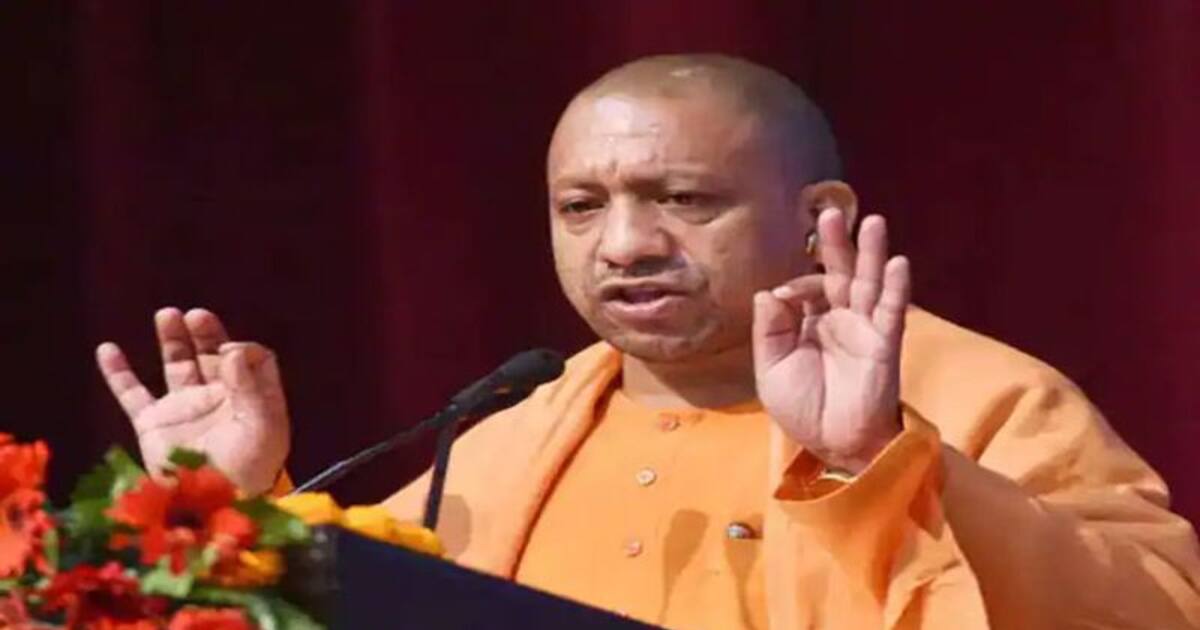 Up Election 2022 Cm Yogi Adityanath Tears Into Opposition Takes A Sly Dig At Perfume Trader 4580