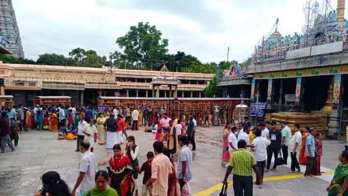 There is no ban on worship at the temple on New Year... minister sekar babu There is no ban on worship at the temple on New Year... minister sekar babu