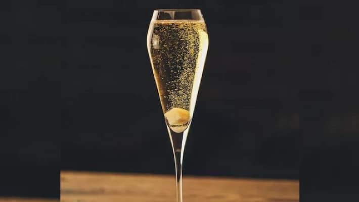 Know about the difference between Cocktails and mocktails BDD Know about the difference between Cocktails and mocktails BDD