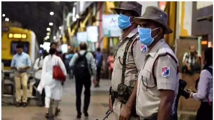 Mumbai Police tighten restrictions, Section 144 extended till Jan 15, revise COVID-19 guidelines amid Omicron surge-dnm Mumbai Police tighten restrictions, Section 144 extended till Jan 15, revise COVID-19 guidelines amid Omicron surge-dnm