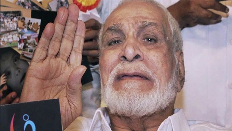 Kader Khan Death Anniversary, his Last wish remained unfulfilled Because of Amitabh Bachchan kpg