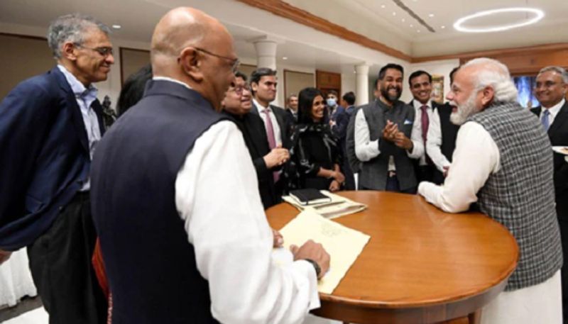 Round up 2021 yearend PM Modi shares 21 moments on New Year's eve
